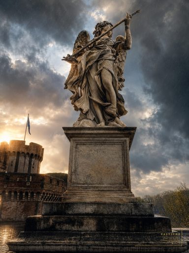Angel w/ Holy Lance on Pont Sant'Angelo - Domencio Guidi